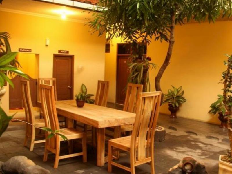 Sagan Huis Hotel Yogyakarta Ngoại thất bức ảnh