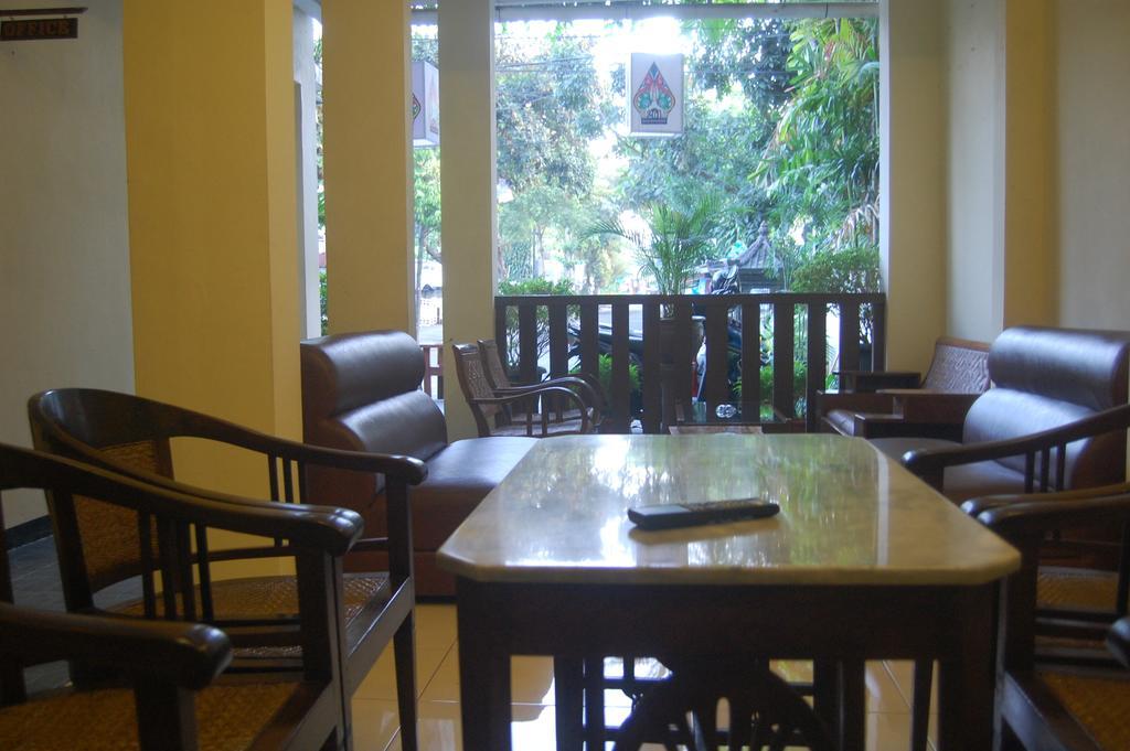 Sagan Huis Hotel Yogyakarta Ngoại thất bức ảnh