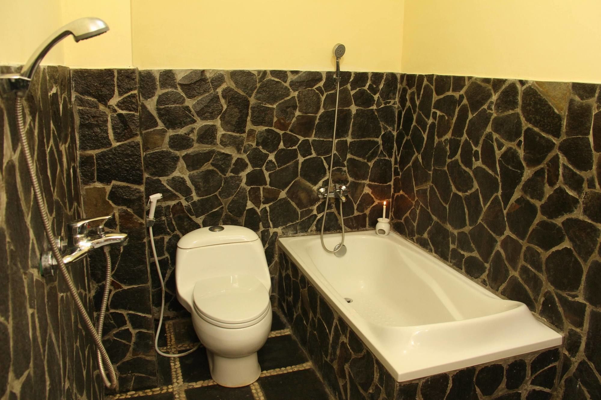 Sagan Huis Hotel Yogyakarta Ngoại thất bức ảnh