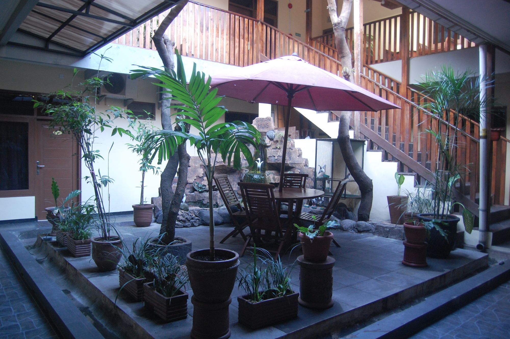 Sagan Huis Hotel Yogyakarta Ngoại thất bức ảnh