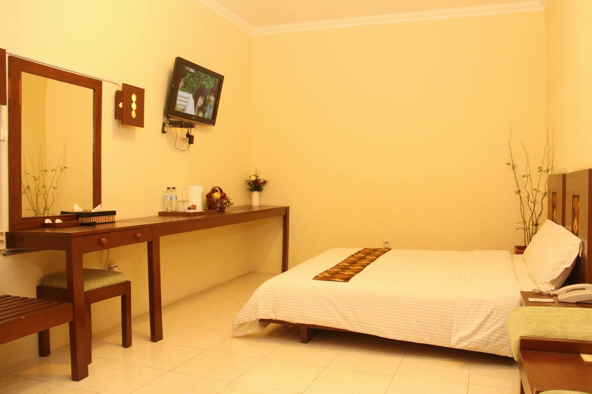 Sagan Huis Hotel Yogyakarta Ngoại thất bức ảnh